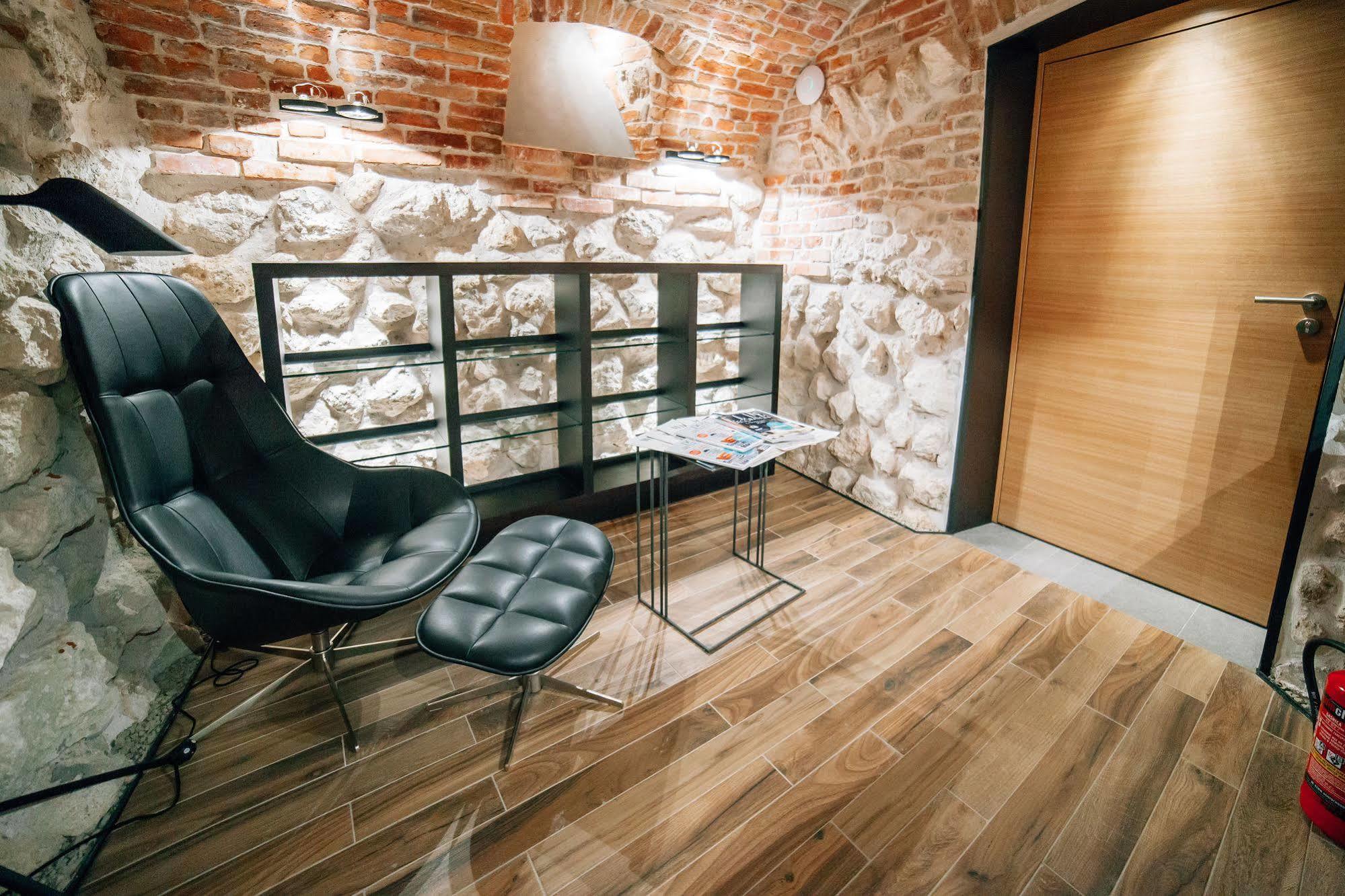 קרקוב Modern Apartment By Wawel Castle מראה חיצוני תמונה